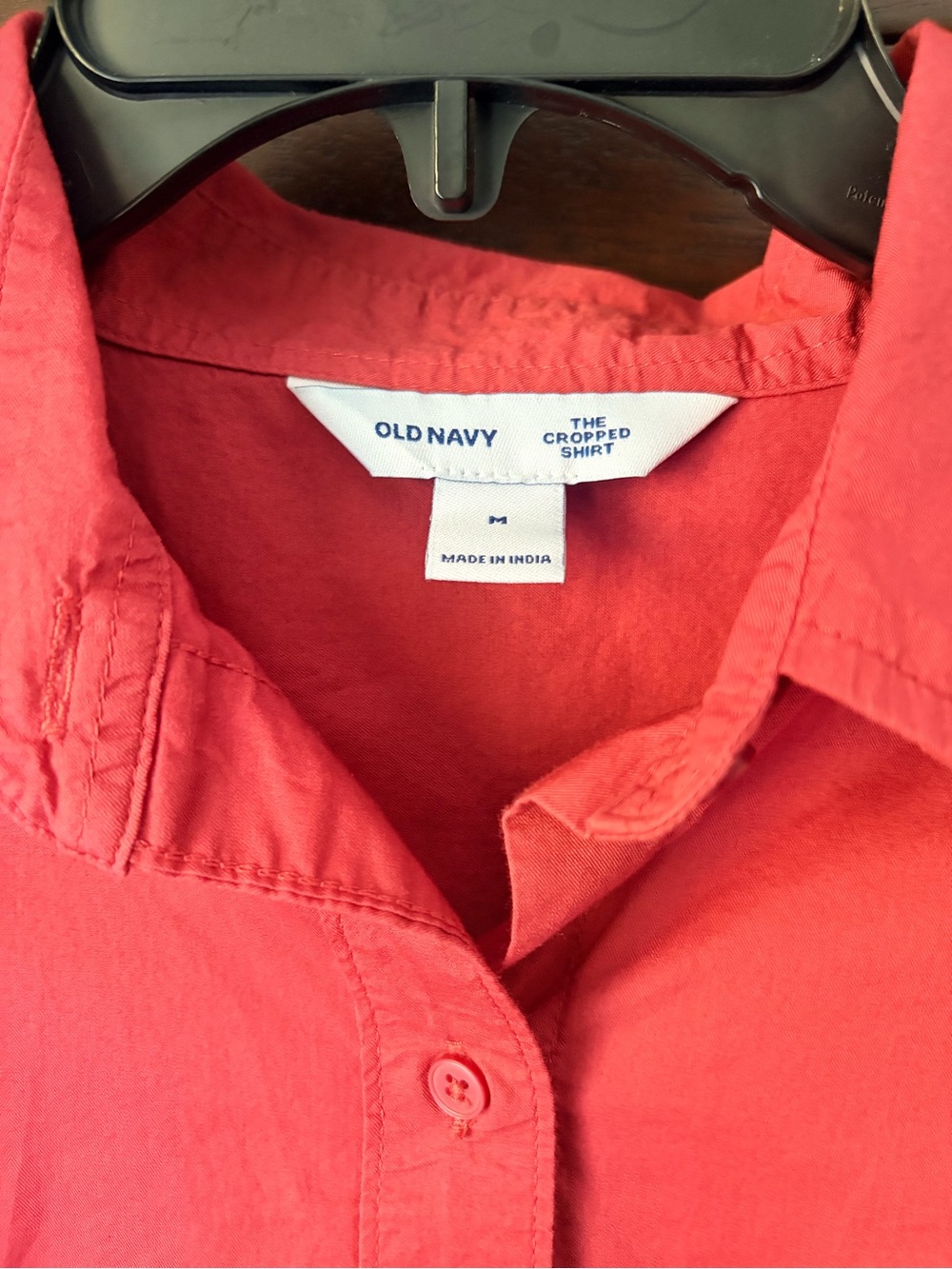 Old Navy Women’s Long Sleeve Coral Red Cropped Button-Down Shirt